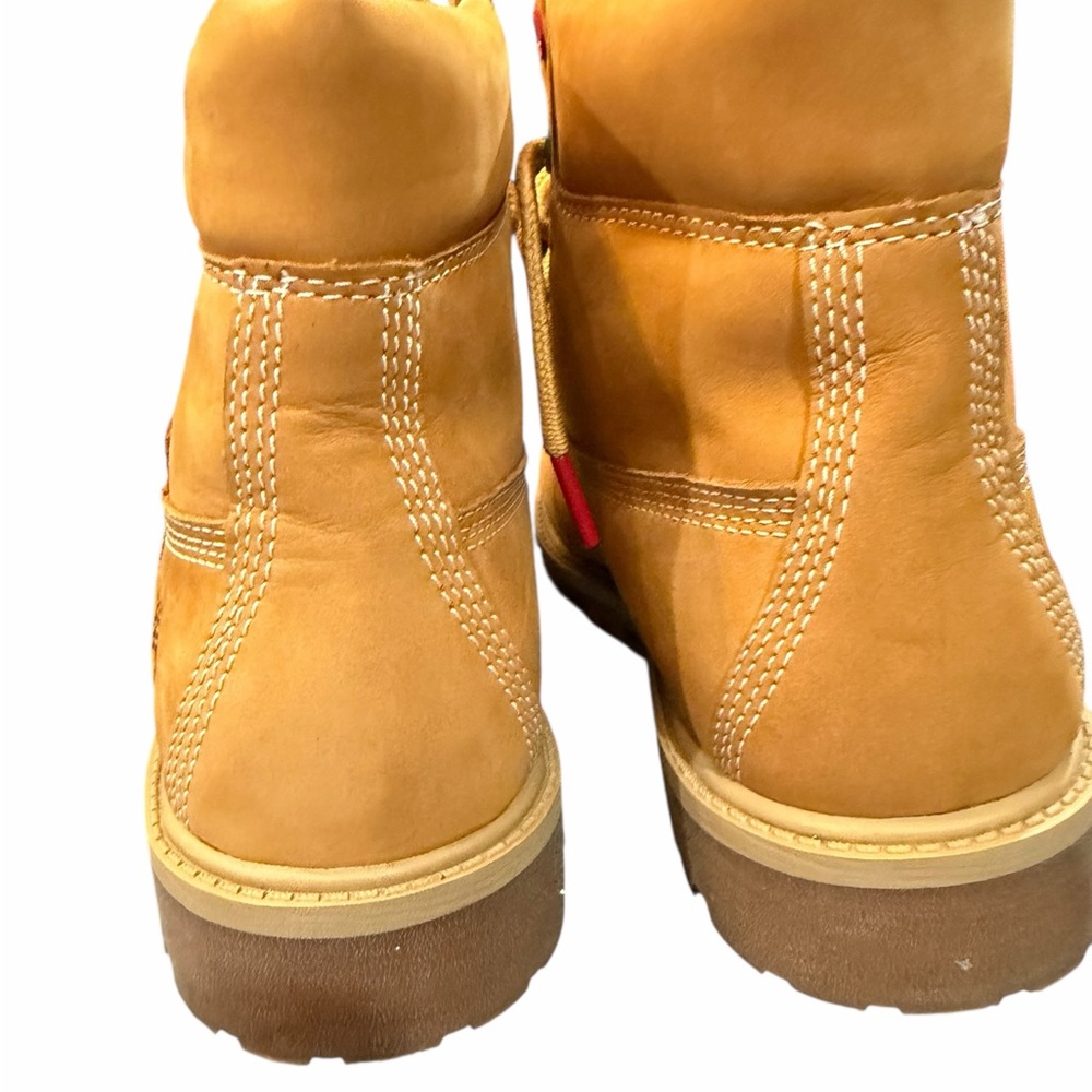 Timberland Men's Embroidered Tan Boots - Picture 5 of 6